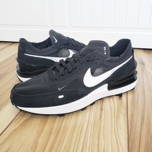 Nike Waffle  Black White Running Training Lightweight Sneakers size Women's 10